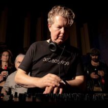 Ο Νο. 1 DJ στον κόσμο John Digweed στο Πολιτιστικό Καλοκαίρι του Δήμου Αιγιάλειας ΒΙΝΤΕΟ