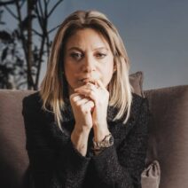 Καρυστιανού: Βγήκαν τα μαχαίρια ξανά στην «Ελπίδα» 2 Καρυστιανού: Βγήκαν τα μαχαίρια ξανά στην «Ελπίδα»