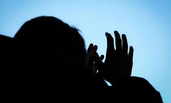 Βόλος: Γιός απειλήθηκε με μανα ότι θα τη σφάξει