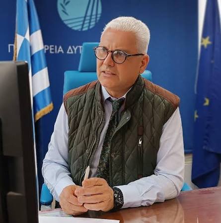 Φλόκα: Μηχανήματα μπήκαν στα καμένα – Αντιπυρικές ζώνες και διάνοιξη δρόμων και στο ΠέταΦΩΤΟ