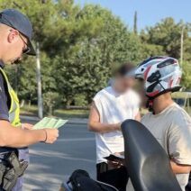 Αχαΐα: Μάθαμε να φοράμε κράνος καταφέρνοντας χαμηλότερο αριθμό παραβάσεων αν και υψηλό σε επίπεδο χώρας 2 Αχαΐα: Μάθαμε να φοράμε κράνος καταφέρνοντας χαμηλότερο αριθμό παραβάσεων αν και υψηλό σε επίπεδο χώρας