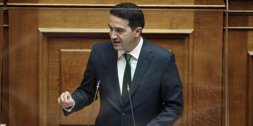 «Κόκκινα δάνεια και οφειλές σε εφορία-ΕΦΚΑ πνίγουν επιχειρήσεις και νοικοκυριά»