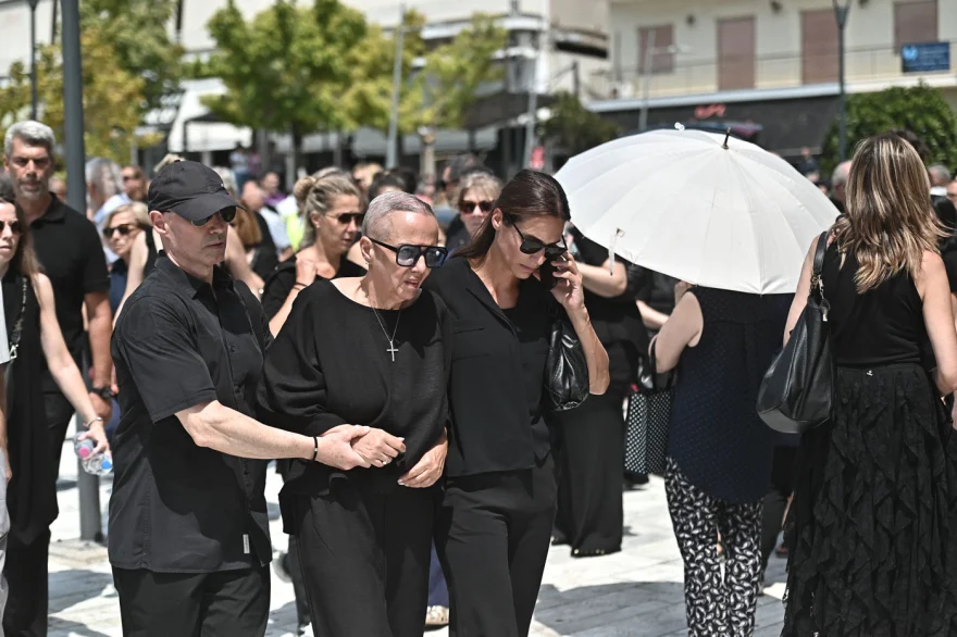 Δημήτρης Κόκοτας: Ο συγκινητικός επικήδειος της συζύγου του ΦΩΤΟ 6 Δημήτρης Κόκοτας: Ο συγκινητικός επικήδειος της συζύγου του ΦΩΤΟ