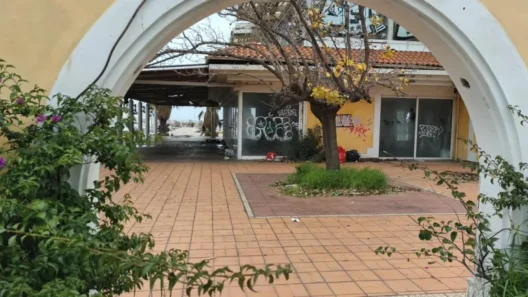Πάτρα: Μισθώνονται τα δημοτικά ακίνητα «Λάγιου» στην Μαρίνα και στο Κέντρο «Κόλλα»