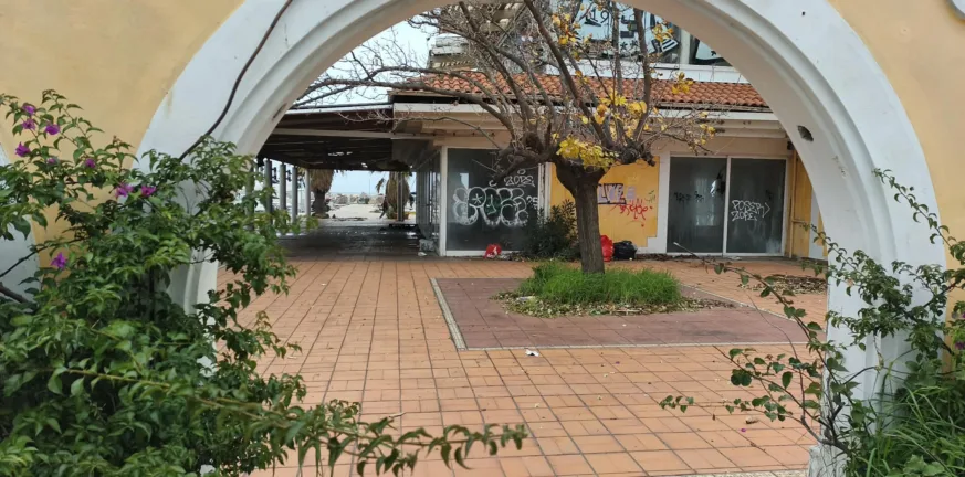 Πάτρα: Μισθώνονται τα δημοτικά ακίνητα «Λάγιου» στην Μαρίνα και στο Κέντρο «Κόλλα»