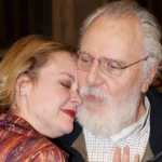Λένα Παπαληγούρα: Δεν υπάρχει μέρα που να μη σκεφτώ τον πατέρα μου