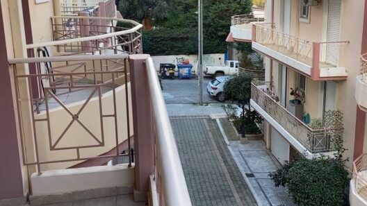 Αίγιο: Χωρίς νερό για ώρες μια ολόκληρη συνοικία λόγω βλάβης σε αγωγό