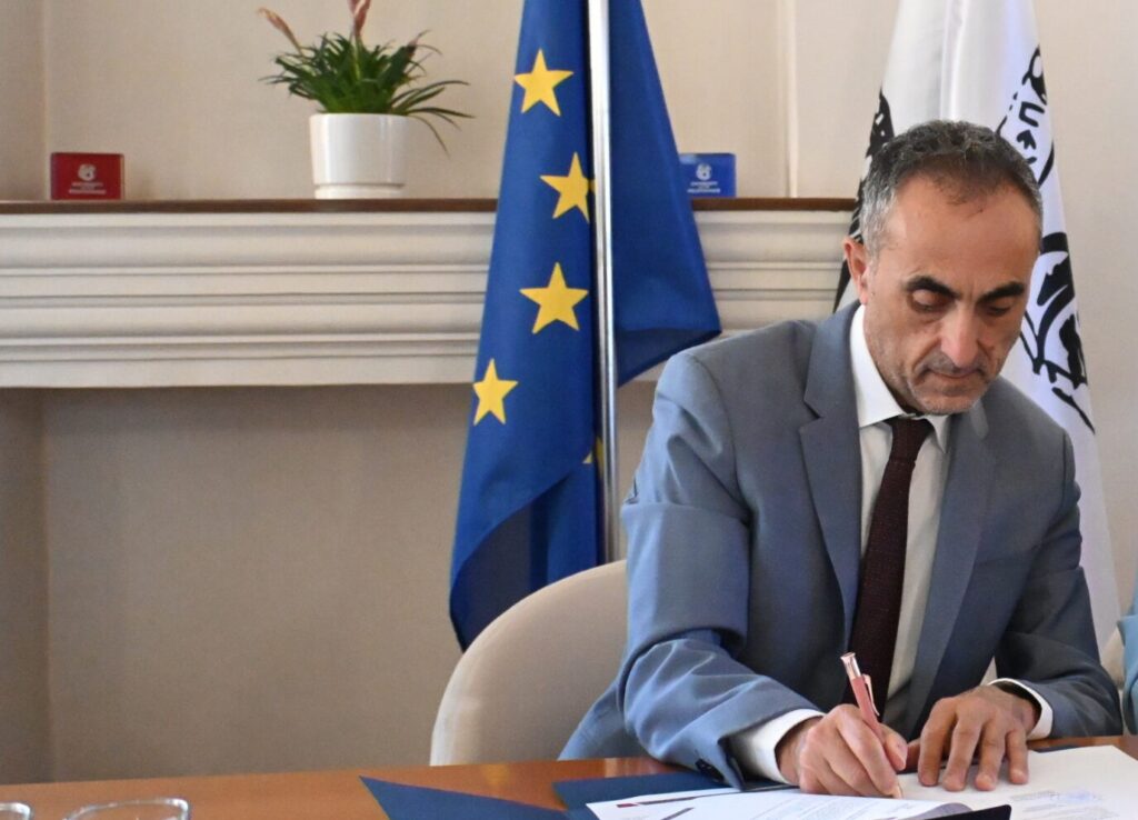 Αχαΐα: Σάλος στο Επιμελητήριο με «παράνομες» αποφάσεις χιλιάδων ευρώ - Μηνυτήρια αναφορά κατά Λουλούδη για «κουκούλωμα»