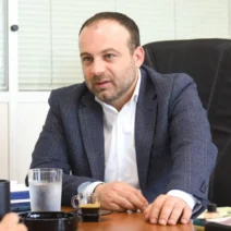 Θέμης Μπακάς