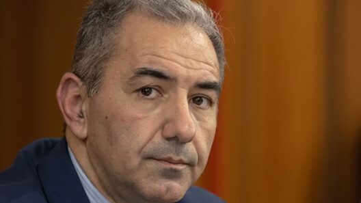 «Η Ελλάδα είναι έτοιμη να αντιμετωπίσει μια νέα Θέουτα;» 12 «Η Ελλάδα είναι έτοιμη να αντιμετωπίσει μια νέα Θέουτα;»
