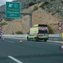 Αιγιάλεια: Τροχαίο στην Ολυμπία Οδό στο τούνελ Πλατάνου 1 Αιγιάλεια: Τροχαίο στην Ολυμπία Οδό στο τούνελ Πλατάνου