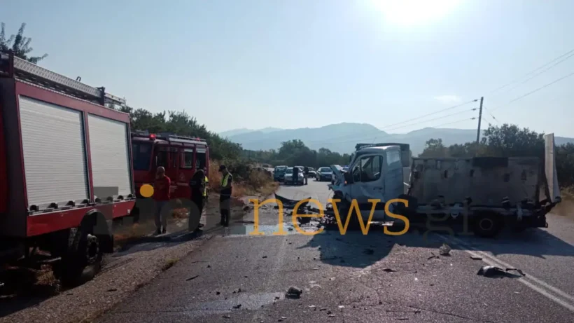Σέρρες: Νεκροί μητέρα και γιος σε τροχαίο BINTEO 4 Τροχαίο δυστύχημα με νεκρούς στις Σέρρες, με κατεστραμμένο όχημα κ…