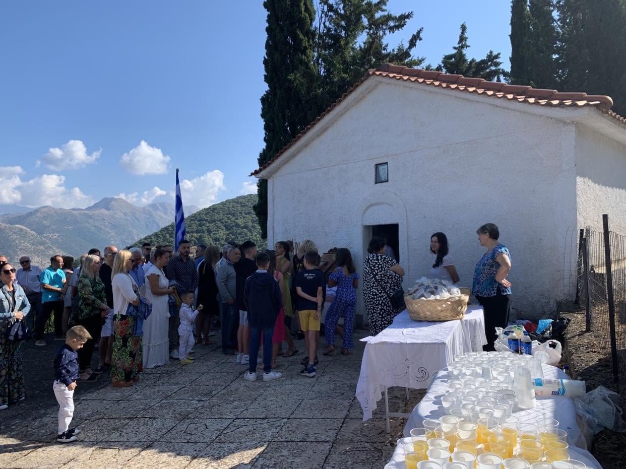 Αχαΐα: Ετοιμασίες για τον Δεκαπενταύγουστο – Εκκλησία και Σύλλογοι κρατούν ζωντανές τις παραδόσεις - Το Patrapress για το «Πάσχα του Καλοκαιριού»