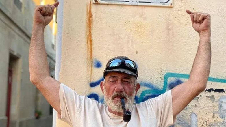 Φωτογραφία του γιου του Ισπανόυ που μιλάει για το συμβάν