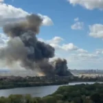 Γουέμπλεϊ: Μεγάλη φωτιά με 125 πυροσβέστες στη μάχη ΒΙΝΤΕΟ