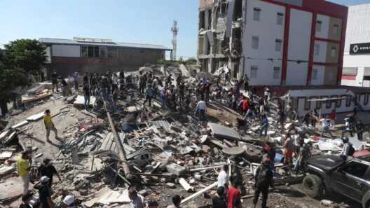 Φονικά ρίχτερ στην Κολομβία: Δεκάδες νεκροί και εγκλωβισμένοι ανάμεσα τους παιδιά ΦΩΤΟ - ΒΙΝΤΕΟ 15 Φονικά ρίχτερ στην Κολομβία: Δεκάδες νεκροί και εγκλωβισμένοι ανάμεσα τους παιδιά ΦΩΤΟ - ΒΙΝΤΕΟ