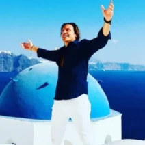 Ο Στράτος Τζώρτζογλου έκλεισε τα 61: Μετρώ την ηλικία μου με τους φίλους 1 Ο Στράτος Τζώρτζογλου έκλεισε τα 61: Μετρώ την ηλικία μου με τους φίλους