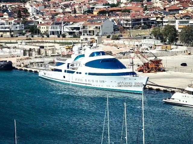 Ναύπλιο: Στο λιμάνι το super yacht «Yas» 141 μέτρων ΦΩΤΟ