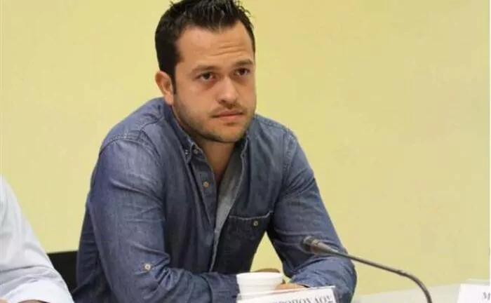 Αχαΐα: Η μετάβαση των παιδιών στο «μεγάλο σχολείο» - Οι γονείς και τα «πρωτάκια» - Ειδικοί στο Patrapress 10 Αχαΐα: Η μετάβαση των παιδιών στο «μεγάλο σχολείο» - Οι γονείς και τα «πρωτάκια» - Ειδικοί στο Patrapress