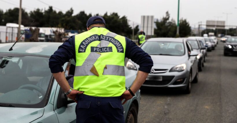 Πάτρα: Εντοπίστηκε να οδηγεί με πλαστές πινακίδες και μεθυσμένος 4 Τροχαία έλεγχος μακ
