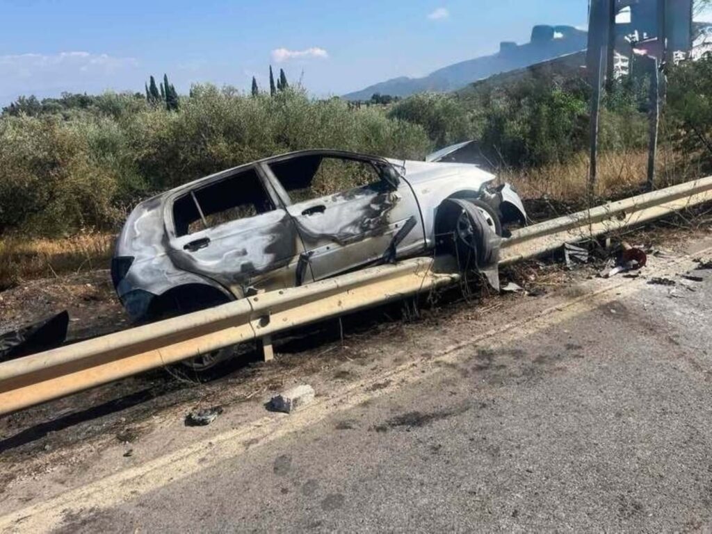 Πατρών-Πύργου: Τι ερευνά η ΕΛΑΣ για το θανατηφόρο τροχαίο - Θρήνος για την 46χρονη μητέρα - Νοσηλεύεται φρουρούμενος οδηγός ΦΩΤΟ-ΒΙΝΤΕΟ