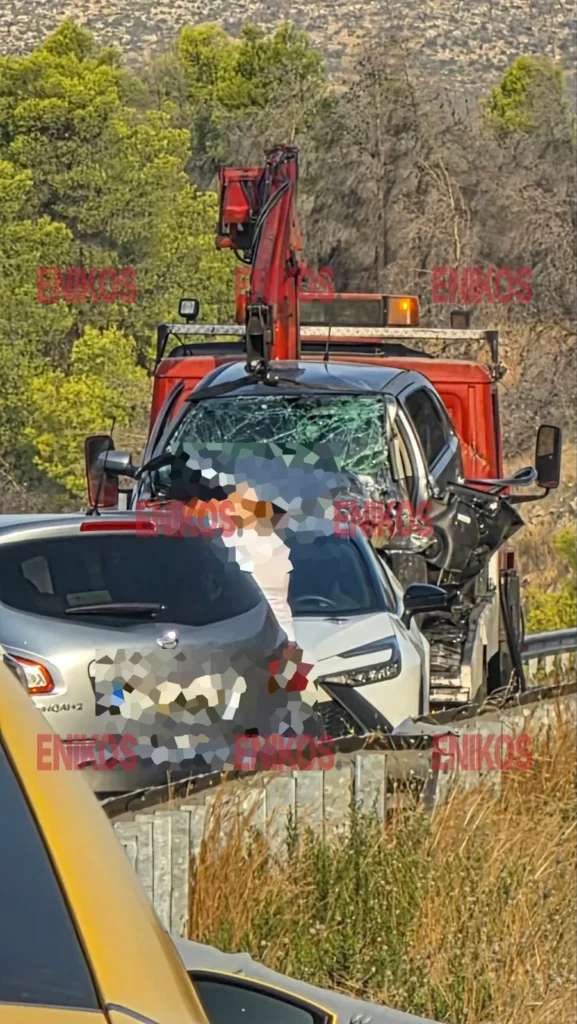 Τέσσερις νεκροί σε τροχαία σε Αττική και Θεσσαλονίκη ΦΩΤΟ