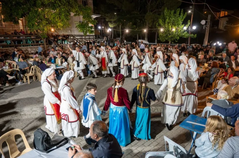 Παραδοσιακή βραδιά στη Λυκούρια Καλαβρύτων ΦΩΤΟ