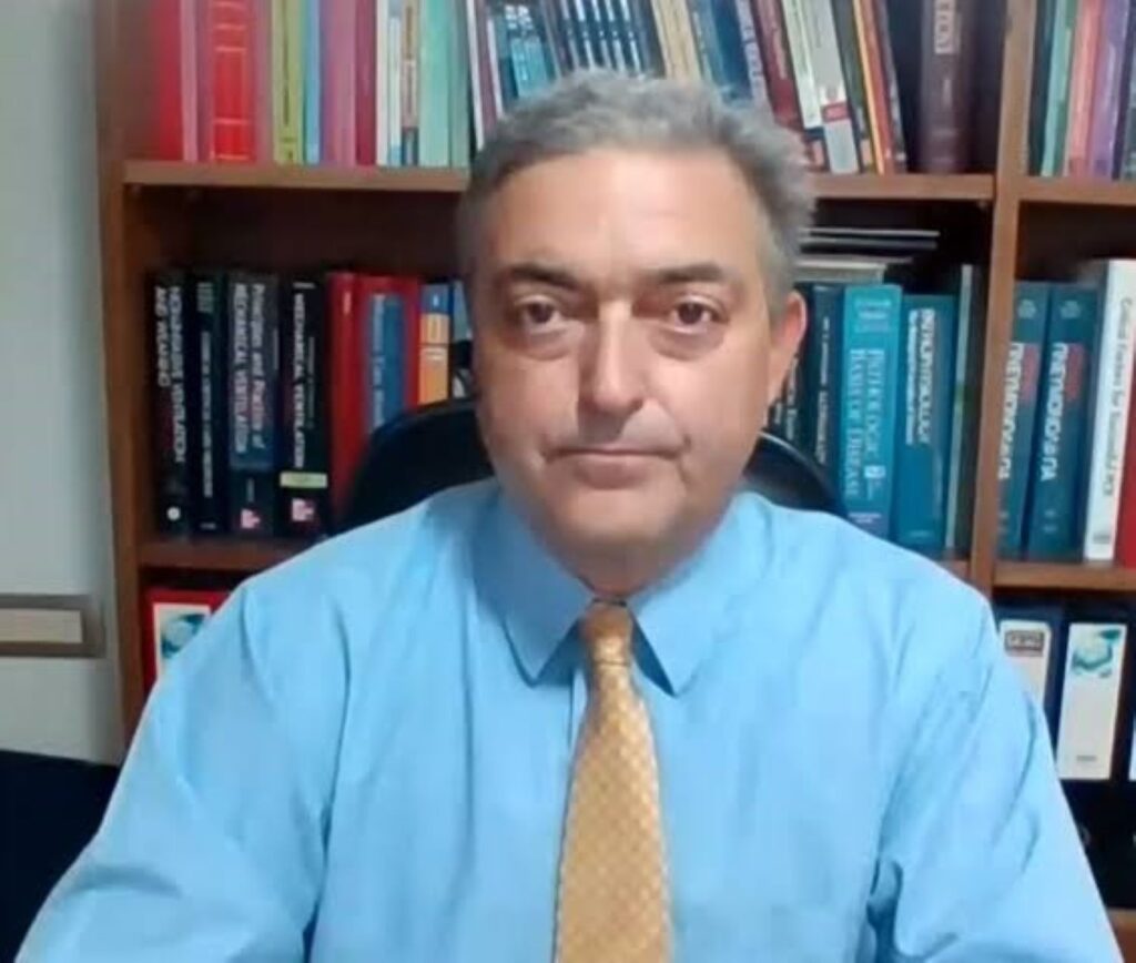 ΕΟΔΥ - Ιός Δυτικού Νείλου: Πότε αναμένεται η κορύφωση των κρουσμάτων του - Ποιοι κινδυνεύουν 5 Ο Θεόδωρος Βασιλακόπουλος