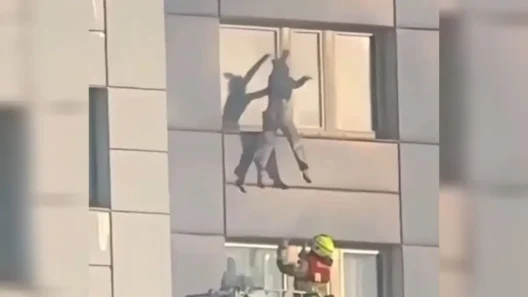 Φωτιά σε κτήριο στην Γερμανία
