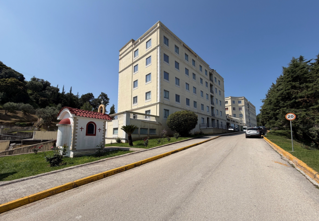 Πάτρα: Στο «σφυρί» το «Ολύμπιον» τον Νοέμβριο με πλειστηριασμό εκατομμυρίων ΦΩΤΟ 6 Πάτρα: Στο «σφυρί» το «Ολύμπιον» τον Νοέμβριο με πλειστηριασμό εκατομμυρίων ΦΩΤΟ