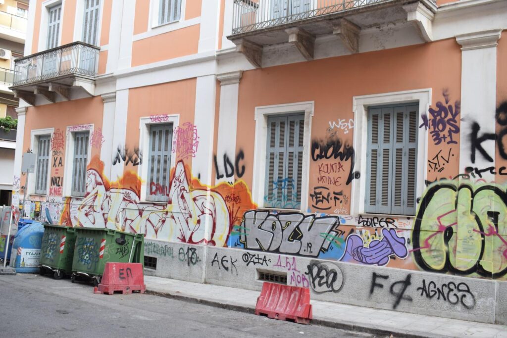 Νομαρχία Πατρέως Καραισκάκη