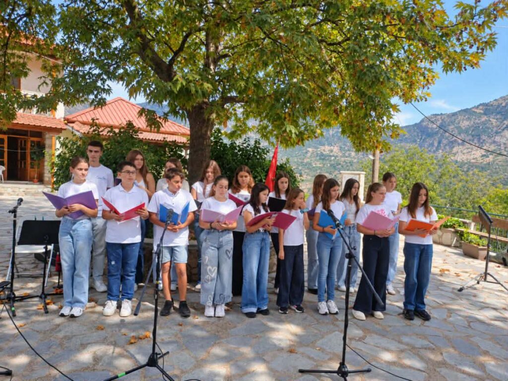 Αφιέρωμα στον Αχαιό θεατρικό συγγραφέα Σπυρίδωνα Περεσιάδη στο Μεσορρούγι ΦΩΤΟ