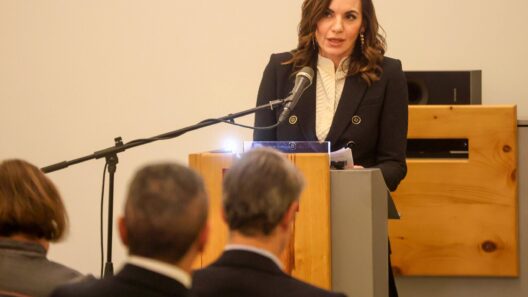 Όλγα Κεφαλογιάννη στο άνοιγμα του ξενοδοχείου Mercure Patras Astir στην Πάτ…
