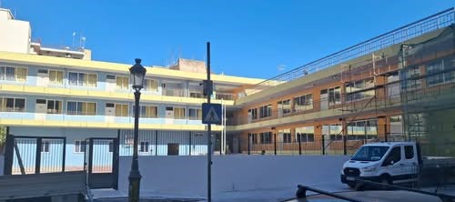 Πάτρα: Ριζική αλλαγή στο ιστορικό «Στρούμπειο» σχολείο με νέα περίφραξη ΦΩΤΟ