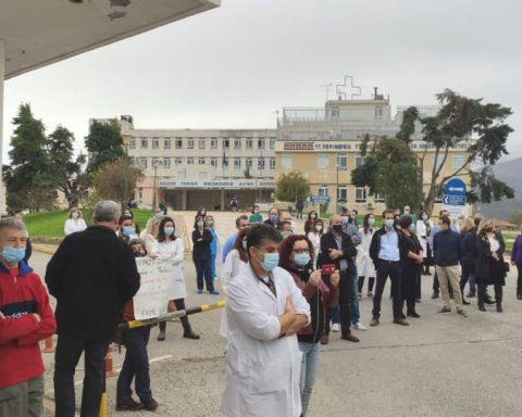 Αίγιο: Διπλό αίτημα για χαρακτηρισμό του Νοσοκομείου ως «Άγονο και Κατηγορίας Α'»