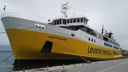 Κυλλήνη: Βλάβη σε πλοίο για Πόρο Κεφαλληνίας 15 Το επιβατηγό οχηματαγωγό πλοίο «ANDREAS KALVOS» της Levante Ferries δεμένο στο λ…