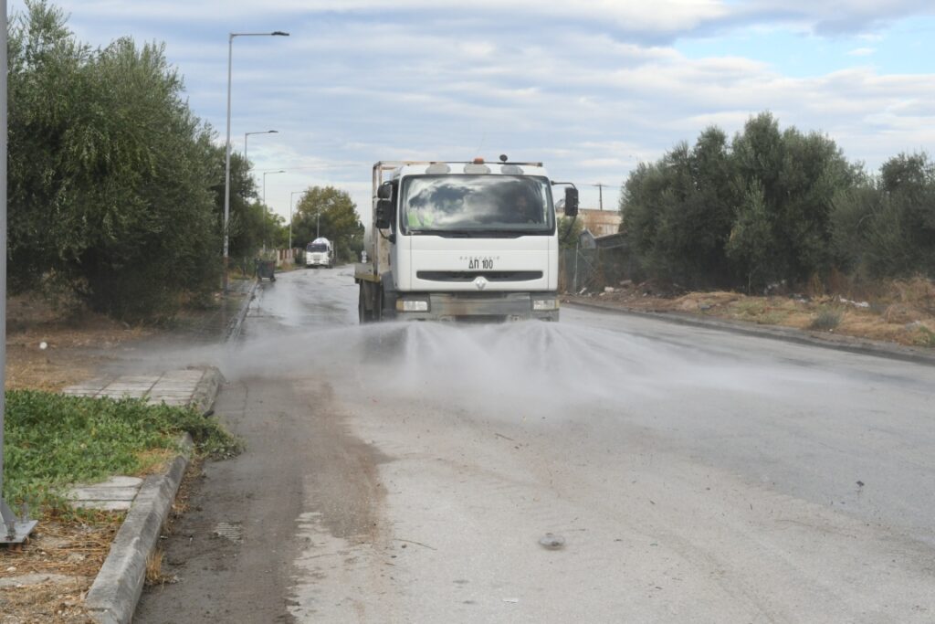 Πάτρα: Καθαρισμοί και απολύμανση από δημοτικά συνεργεία σε Κόκκινο Μύλο και ΒΙΟΠΑ Γλαύκου ΦΩΤΟ 17 Πάτρα: Καθαρισμοί και απολύμανση από δημοτικά συνεργεία σε Κόκκινο Μύλο και ΒΙΟΠΑ Γλαύκου ΦΩΤΟ