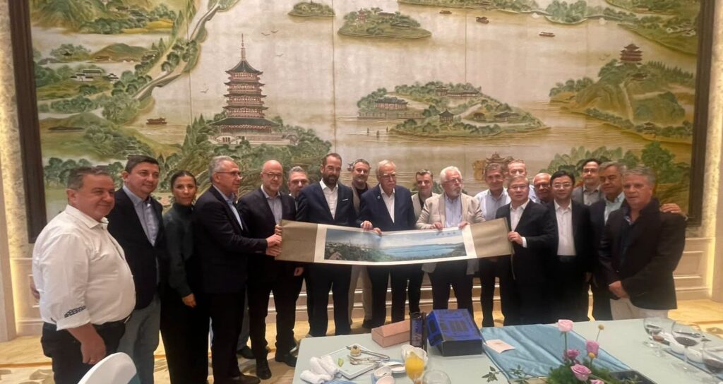 Αχαΐα: Στενότεροι δεσμοί με την Κίνα και «γέφυρες» Καινοτομίας ΦΩΤΟ