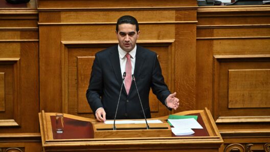 «Στο ΠΑΣΟΚ μας ενδιαφέρει να κλείσουμε την ψαλίδα με τη Νέα Δημοκρατία» 12 «Στο ΠΑΣΟΚ μας ενδιαφέρει να κλείσουμε την ψαλίδα με τη Νέα Δημοκρατία»