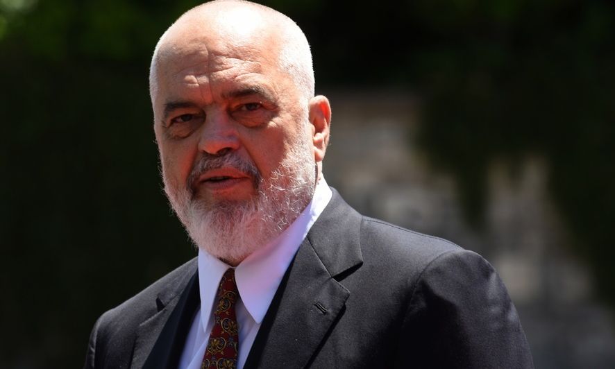 Στο Άγιο Όρος ο Έντι Ράμα - Διανυκτέρευσε στην Μονή Βατοπαιδίου