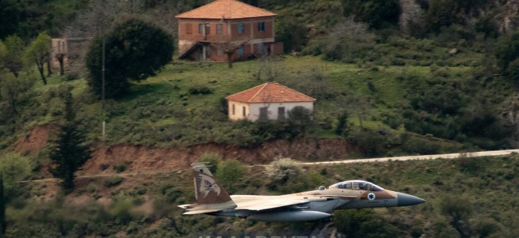 Αχαΐα: Στο «μικροσκόπιο» οι χαμηλές πτήσεις Μαχητικών Αεροσκαφών - Aναστάτωση και καχυποψία σε Καλάβρυτα και Διακοπτό ΦΩΤΟ 5 Αχαΐα: Στο «μικροσκόπιο» οι χαμηλές πτήσεις Μαχητικών Αεροσκαφών - Aναστάτωση και καχυποψία σε Καλάβρυτα και Διακοπτό ΦΩΤΟ