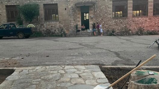 Αχαΐα: Κατέρρευσε η στέγη στο κτίριο του Συλλόγου Νέου Ερινεού - «Είχαμε προειδοποιήσει», λέει στο Patrapress o πρόεδρος του
