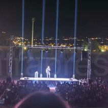 Η Πάτρα απόψε έγινε «μια μεγάλη παρέα»! - Η παράσταση του Τζουβέλα χάρισε χιλιάδες χαμόγελα στο Παμπελοποννησιακό ΦΩΤΟ ΒΙΝΤΕΟ 1 Η Πάτρα απόψε έγινε «μια μεγάλη παρέα»! - Η παράσταση του Τζουβέλα χάρισε χιλιάδες χαμόγελα στο Παμπελοποννησιακό ΦΩΤΟ ΒΙΝΤΕΟ