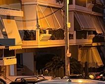 Νίκαια: Ομηρία γυναίκας που «ούρλιαζε επί τρεις ημέρες» 3 Νίκαια: Ομηρία γυναίκας που «ούρλιαζε επί τρεις ημέρες»