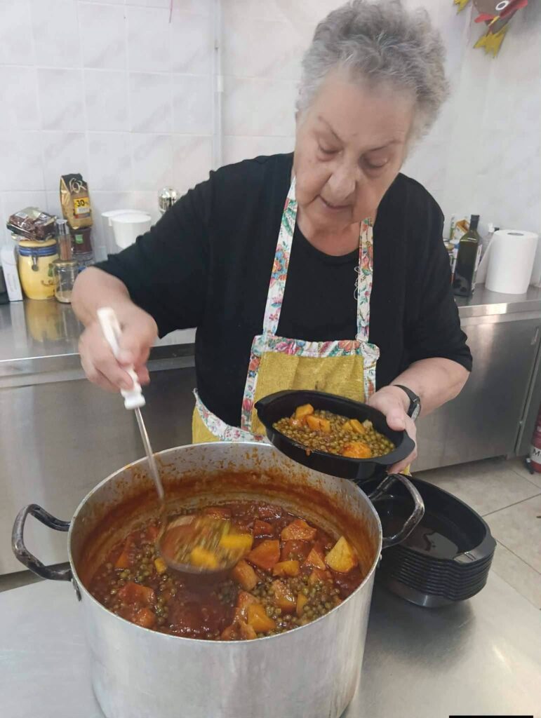 Πάτρα: Πάνω από 5.000 μερίδες φαγητού από την αρχή του χρόνου μοίρασε δωρεάν η «Κουζίνα Αγάπης» ΦΩΤΟ