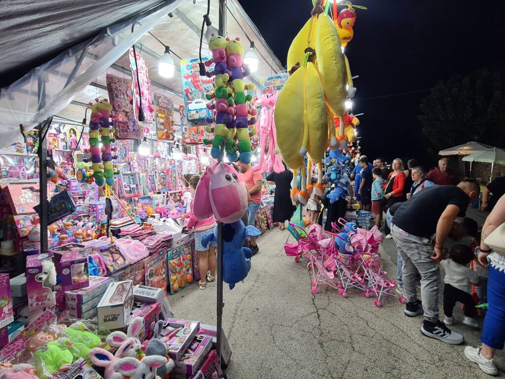 Η ιστορική εμποροζωοπανήγυρη στα Τριπόταμα Αχαΐας ΦΩΤΟ