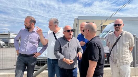 Πάτρα: Έπεσε άσφαλτος σε κομβικούς δρόμους ΦΩΤΟ 15 Πάτρα: Έπεσε άσφαλτος σε κομβικούς δρόμους ΦΩΤΟ