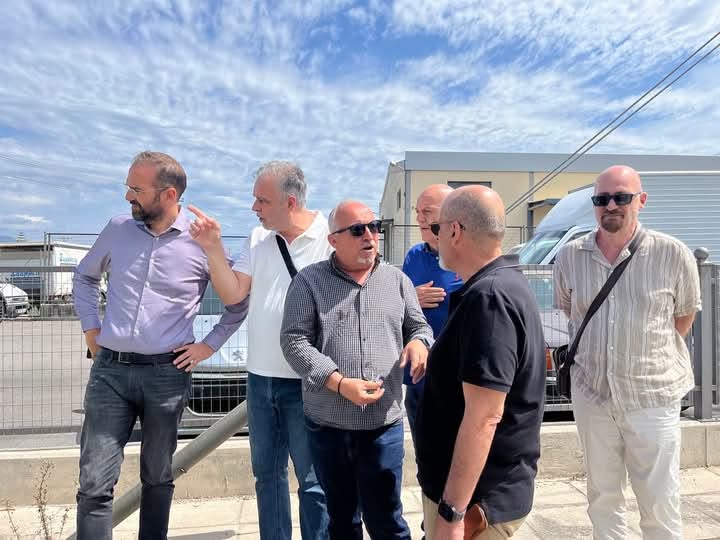 Πάτρα: Έπεσε άσφαλτος σε κομβικούς δρόμους ΦΩΤΟ