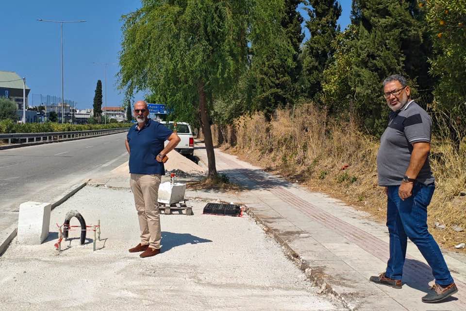 Πάτρα: Φανάρι πεζών στην Βενιζέλου μετά από αίτημα 14 ετών του 12ου Λυκείου ΦΩΤΟ