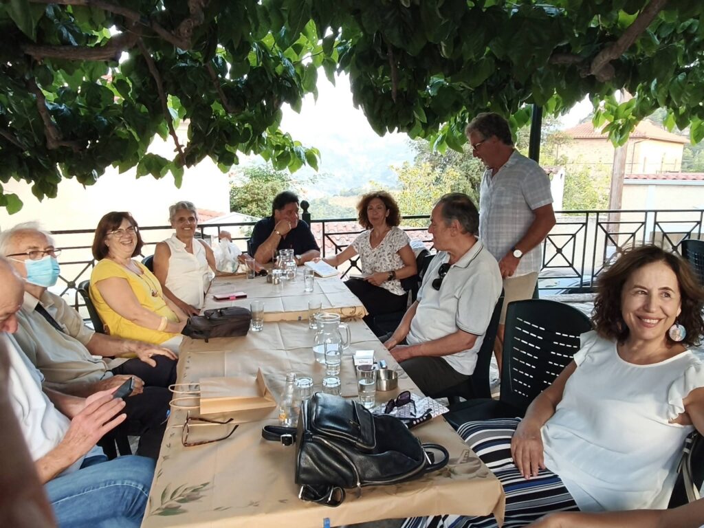 Παρουσίαση του νέου βιβλίου της Σοφίας Αποστολοπούλου στους Αμπελόκηπους Αιγείρας ΦΩΤΟ